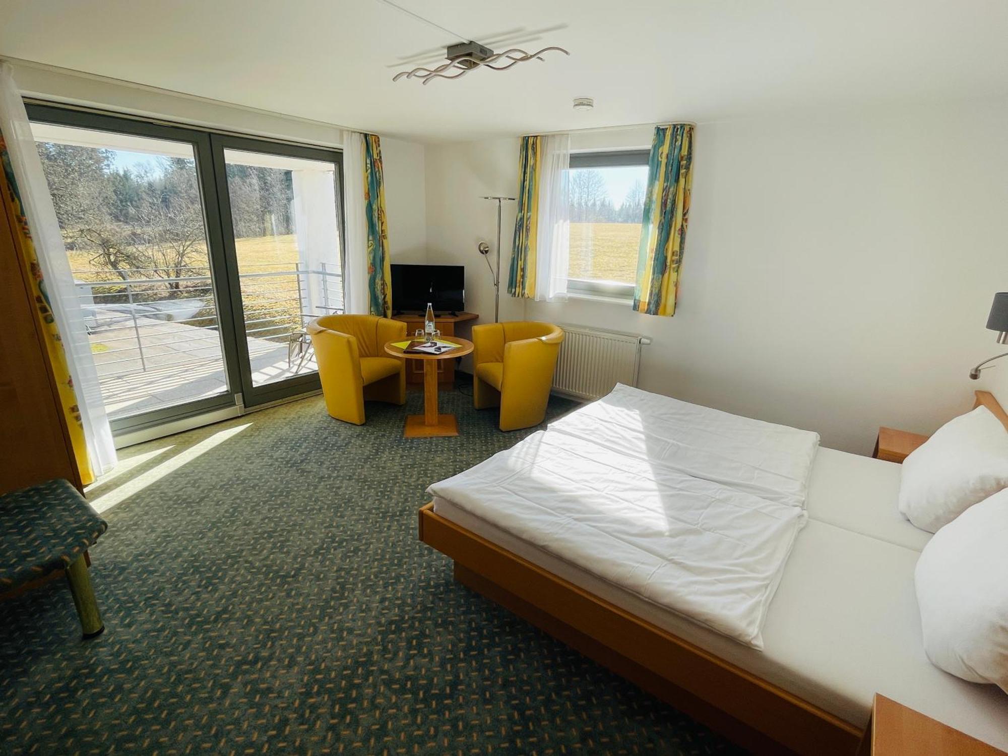 Landhotel Karin Freudenstadt Bagian luar foto