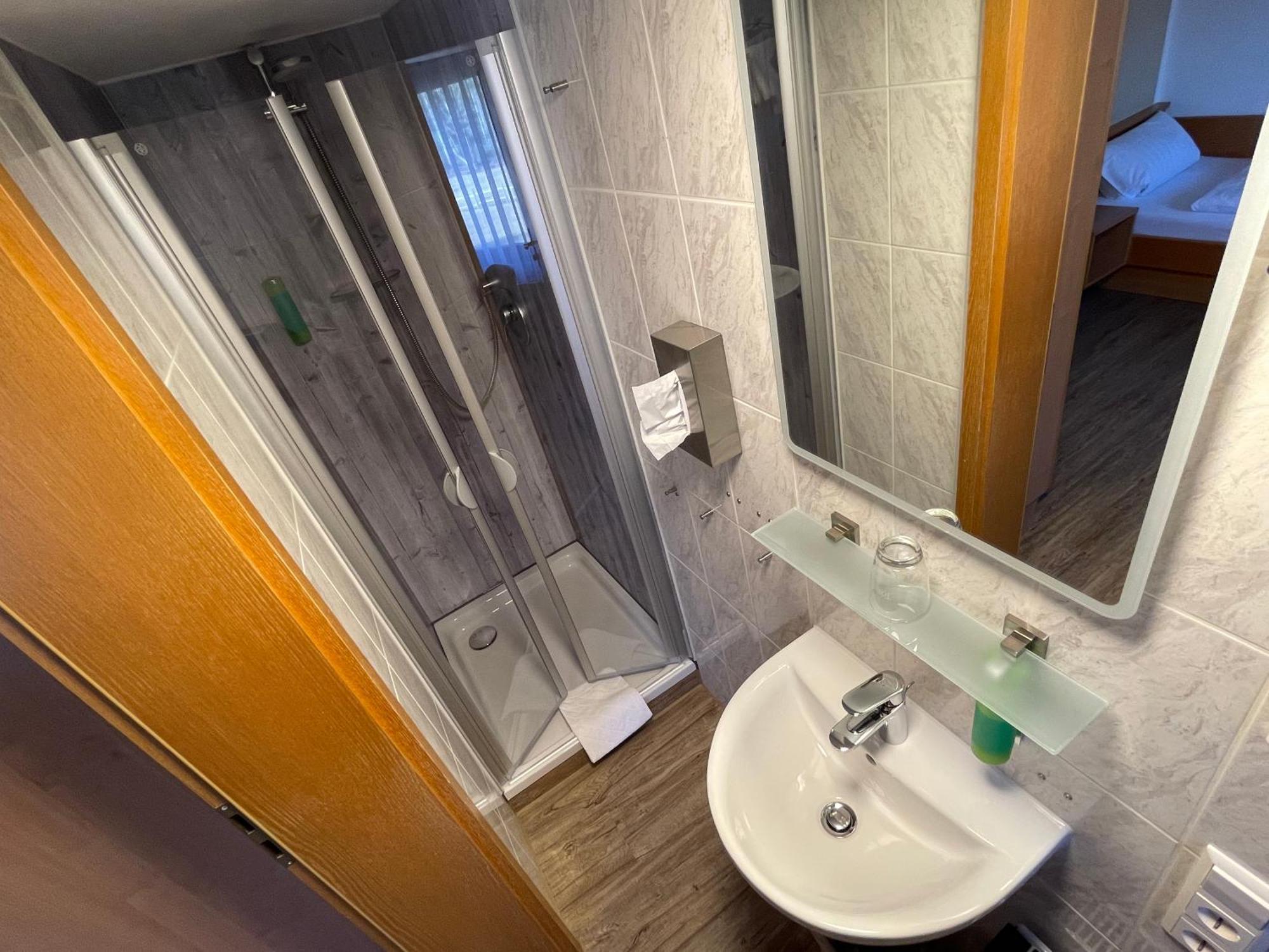 Landhotel Karin Freudenstadt Bagian luar foto
