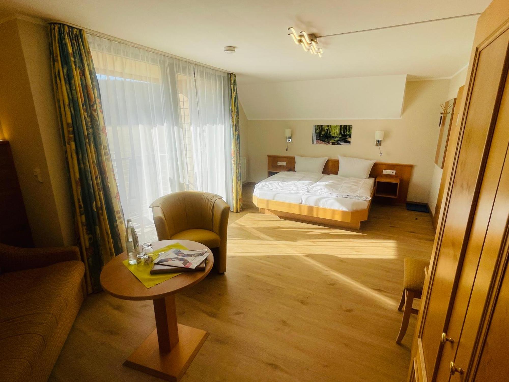 Landhotel Karin Freudenstadt Bagian luar foto